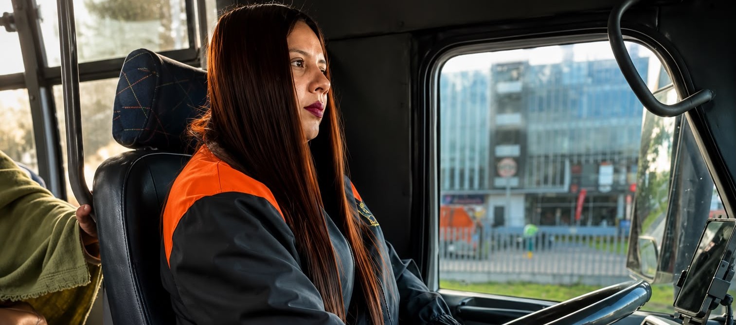La Alcaldía de Chía abre una bolsa de empleo exclusiva para mujeres que quieran ser conductoras de transporte público